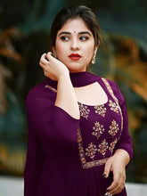 Load image into Gallery viewer, Georgette Silk Embroidery Work Kurti With Dupatta