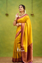 Load image into Gallery viewer, Kala Niketan Yellow & Pink Colour Pure Soft Silk Saree With Twirling Unstitched Blouse Piece
