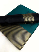 Load image into Gallery viewer, Kala Niketan Rama Soft Banarasi Silk Saree With Beautiful Blouse Piece