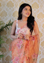 Load image into Gallery viewer, Kala Niketan Organza Silk Saree With Khatli Work Pallu