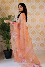Load image into Gallery viewer, Kala Niketan Organza Silk Saree With Khatli Work Pallu
