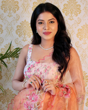 Load image into Gallery viewer, Kala Niketan Organza Silk Saree With Khatli Work Pallu