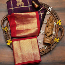 Load image into Gallery viewer, Kala Niketan Marvellous Kanchipuram Silk Saree with Blouse