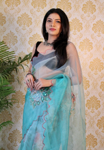 Load image into Gallery viewer, Kala Niketan Organza Silk Saree With Khatli Work Pallu