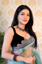 Load image into Gallery viewer, Kala Niketan Organza Silk Saree With Khatli Work Pallu
