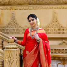 Load image into Gallery viewer, Kala Niketan Rani Archaic Traditional Kanchi Soft Silk Sari With Attached Blouse