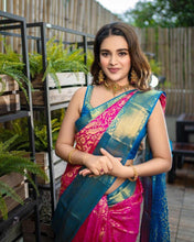 Load image into Gallery viewer, Kala Niketan Agarwal Silk Saree Archaic Traditional Kanchi Soft Silk Sari With Attached Blouse