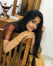 Load image into Gallery viewer, Kala Niketan Unique Soft Silk Saree With Extraordinary Blouse Piece - 4 Colors Available