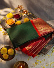Load image into Gallery viewer, Kala Niketan New SOFT SILK FLORAL BROCADE GREEN SAREE WITH RED BLOUSE