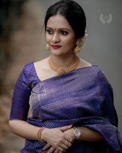 Load image into Gallery viewer, Kala Niketan Hima Archaic Traditional Kanchi Soft Silk Sari With Attached Blouse