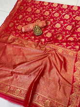 Load image into Gallery viewer, Mouni Roy Wedding Saree in Traditional Kanchipuram Red Color with Weaving Work