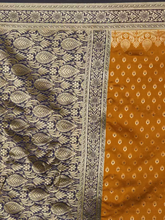 Load image into Gallery viewer, Kala Niketan Apricot Orange Silk Woven saree with contrast brocade Border