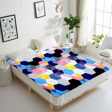 Load image into Gallery viewer, Waterproof Quilted Mattress Protector - Elastic Fitted (72x72 inch - 6x6 feet) (4.9 ⭐⭐⭐⭐⭐ 77,555 REVIEWS)