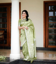 Load image into Gallery viewer, Kala Niketan Kyra Archaic Traditional Kanchi Soft Silk Sari With Attached Blouse