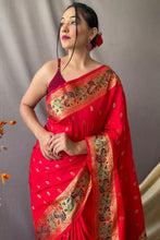 Load image into Gallery viewer, Kala Niketan Paithani Silk Saree With Rich Pallu - 7 Colors Available