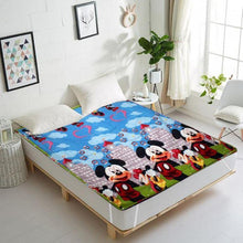 Load image into Gallery viewer, Waterproof Quilted Mattress Protector - Elastic Fitted (72x72 inch - 6x6 feet) (4.9 ⭐⭐⭐⭐⭐ 77,555 REVIEWS)