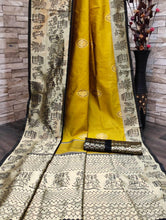 Load image into Gallery viewer, Kala Niketan Traditional Soft Silk Sari With Attached Blouse