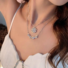Load image into Gallery viewer, 2-in-1 Magnetic Hearts Clover Pendant