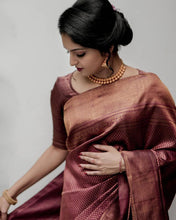Load image into Gallery viewer, Kala Niketan Hima Archaic Traditional Kanchi Soft Silk Sari With Attached Blouse