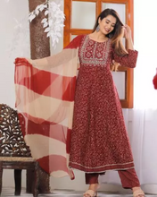Load image into Gallery viewer, Bollywood Trendy Ensemble Women Kurta Sets ( M To 7XL Size Available)