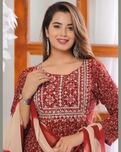 Load image into Gallery viewer, Bollywood Trendy Ensemble Women Kurta Sets ( M To 7XL Size Available)