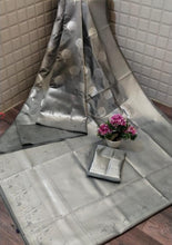 Load image into Gallery viewer, Kala Niketan Pure Weaving Silver Zari Silk Saree With Blouse