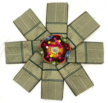 Load image into Gallery viewer, Kala Niketan Green Velly Archaic Traditional Kanchi Soft Silk Sari With Attached Blouse
