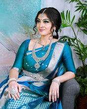 Load image into Gallery viewer, Kala Niketan Prussian Blue Kanjivaram Semi Silk Saree