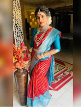 Load image into Gallery viewer, Kala Niketan Wonderful Soft Silk Saree with Evanescent Blouse Piece