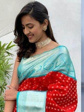 Load image into Gallery viewer, Kala Niketan Wonderful Soft Silk Saree with Evanescent Blouse Piece