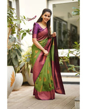 Load image into Gallery viewer, Kala Niketan Designer Beautiful Kanjivaram Silk Saree - 7 Colors Available
