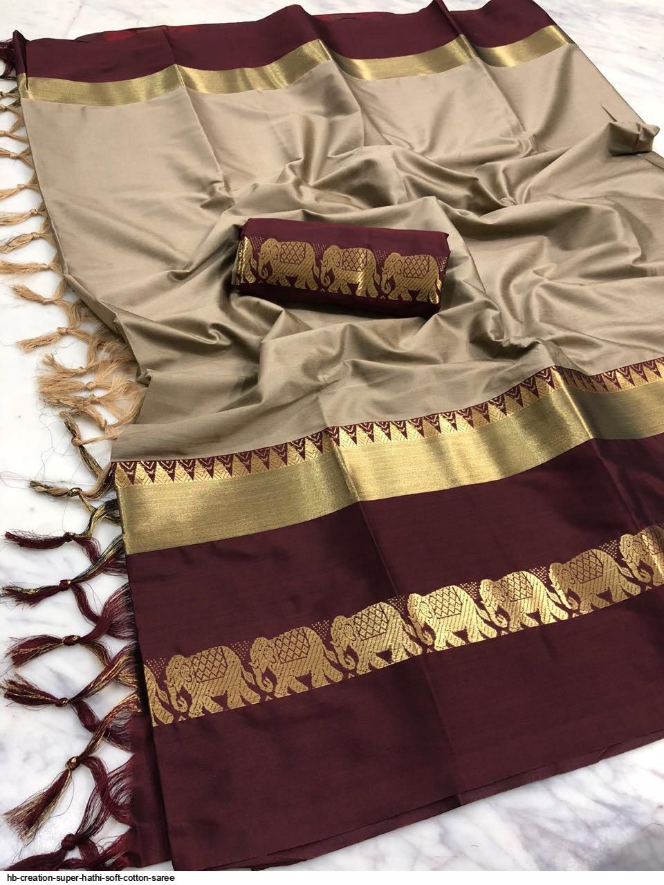 Kala Niketan Attractive Graceful Soft Silk Designer Saree With Blouse Piece