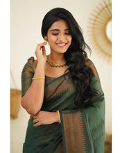 Load image into Gallery viewer, Kala Niketan Designer Latest Fashion Soft Silk Saree With Blouse Piece - 6 Colors Available
