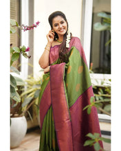 Load image into Gallery viewer, Kala Niketan Designer Beautiful Kanjivaram Silk Saree - 7 Colors Available
