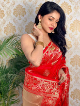 Load image into Gallery viewer, Beautiful Jacquard Festival &amp; Party Wear Red Soft Silk Saree
