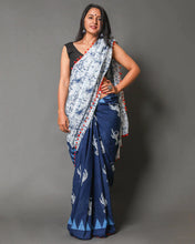 Load image into Gallery viewer, Kala Niketan Designer Latest Fashion Cotton Mulmul Saree
