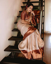 Load image into Gallery viewer, Kala Niketan Unique Soft Silk Saree With Extraordinary Blouse Piece - 4 Colors Available
