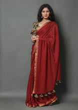 Load image into Gallery viewer, Kala Niketan Wine Handloom Cotton Border Saree with Kalamkari Blouse
