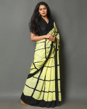 Load image into Gallery viewer, Kala Niketan Designer Latest Fashion Cotton Mulmul Saree
