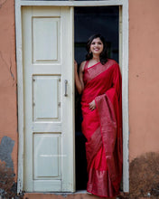 Load image into Gallery viewer, Kala Niketan Himanshi Khurana Soft Silk Sari With Attached Blouse - 9 Colors Available
