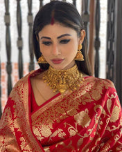 Load image into Gallery viewer, Mouni Roy Wedding Saree in Traditional Kanchipuram Red Color with Weaving Work
