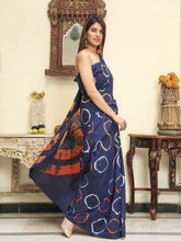 Load image into Gallery viewer, Kala Niketan Mulmul Cotton Designer Latest Fashion Handblock Print Saree with Blouse

