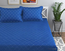 Load image into Gallery viewer, Premium Elastic Fitted Double Bedsheet (Buy 1 Get 1 Free)
