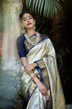 Load image into Gallery viewer, Kala Niketan Archaic Traditional kanchi Soft Silk Sari With Attached Blouse
