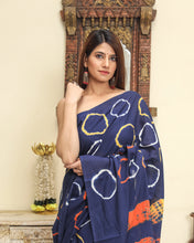 Load image into Gallery viewer, Kala Niketan Mulmul Cotton Designer Latest Fashion Handblock Print Saree with Blouse

