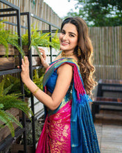 Load image into Gallery viewer, Kala Niketan Agarwal Silk Saree Archaic Traditional Kanchi Soft Silk Sari With Attached Blouse
