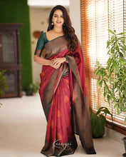 Load image into Gallery viewer, Kala Niketan Designer Beautiful Kanjivaram Silk Saree - 7 Colors Available
