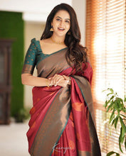 Load image into Gallery viewer, Kala Niketan Designer Beautiful Kanjivaram Silk Saree - 7 Colors Available
