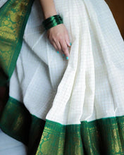 Load image into Gallery viewer, Kala Niketan Off White Kanjivaram Silk Saree - 3 Colors Available
